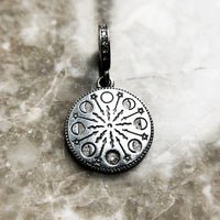 כסף ירח Charm