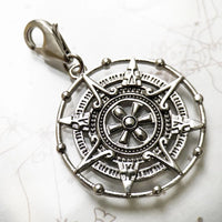 לוח השנה של מאיה Charm