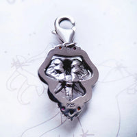 코끼리은 Charm
