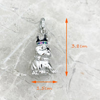 Bulldog con encanto de la corona