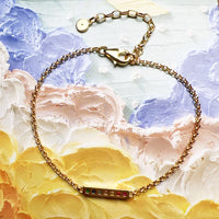 Pulsera de piedra colorida