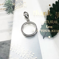 반짝이는 원 Charm