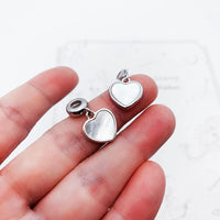 לב מעטפת Charm