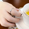 スターリングを魅了します