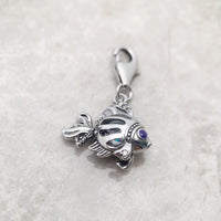 Encanto de pescado marítimo azul
