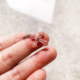 빅토리아의 상징적 인 십자가 Charm