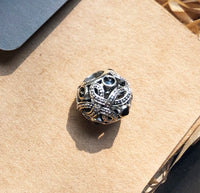 Black Love Knot Charm Bead