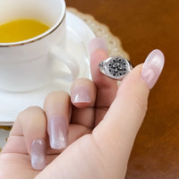 Anillo de encantos de karma