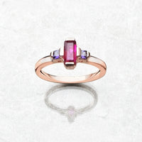 Elegancia cortada en baguette en oro rosa