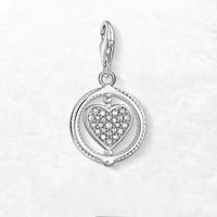 לב אהבה מסתובב Charm