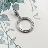 반짝이는 원 Charm