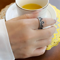 Anillo de corona real