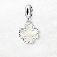 클로버 쉘 Charm