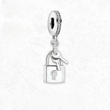 키로 잠그십시오 Charm 펜던트