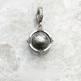 빈티지 글로브 Charm