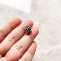 Black Fish Summer Bead