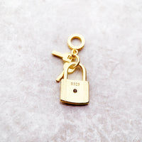 키로 잠그십시오 Charm 펜던트