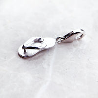 כפכף Charm