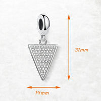 삼각형 흰색 돌  Charm