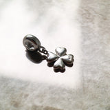 반짝이는 클로버 Charm