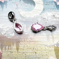 טיפת דמעה ורודה Charm