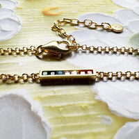 Pulsera de piedra colorida