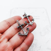 두개골 앵커 Charm