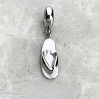 כפכף Charm