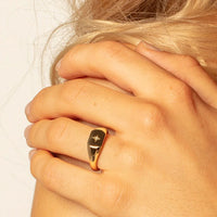 Signet Ring Vintage Star