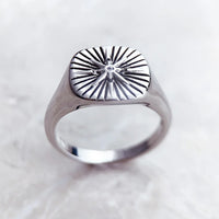 Ring de elegancia estrella del sello