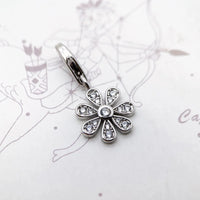꽃잎 꽃 Charm