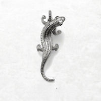 검은 도롱뇽 펜던트