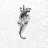 검은 도롱뇽 펜던트