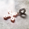 ビクトリア朝の象徴的なクロス Charm