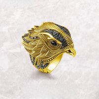 Anillo de cóctel elegante halcón