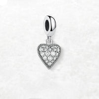 לב מושחר Charm