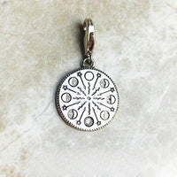 כסף ירח Charm