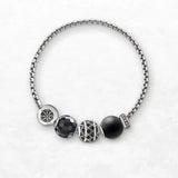 Pulsera de cuentas negras